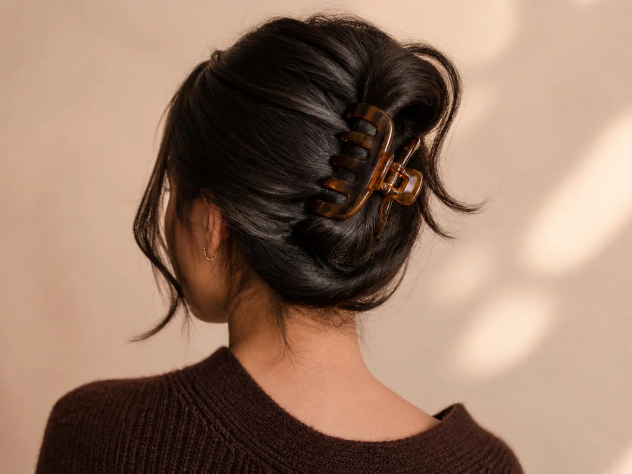 A loose overnight clipped twist