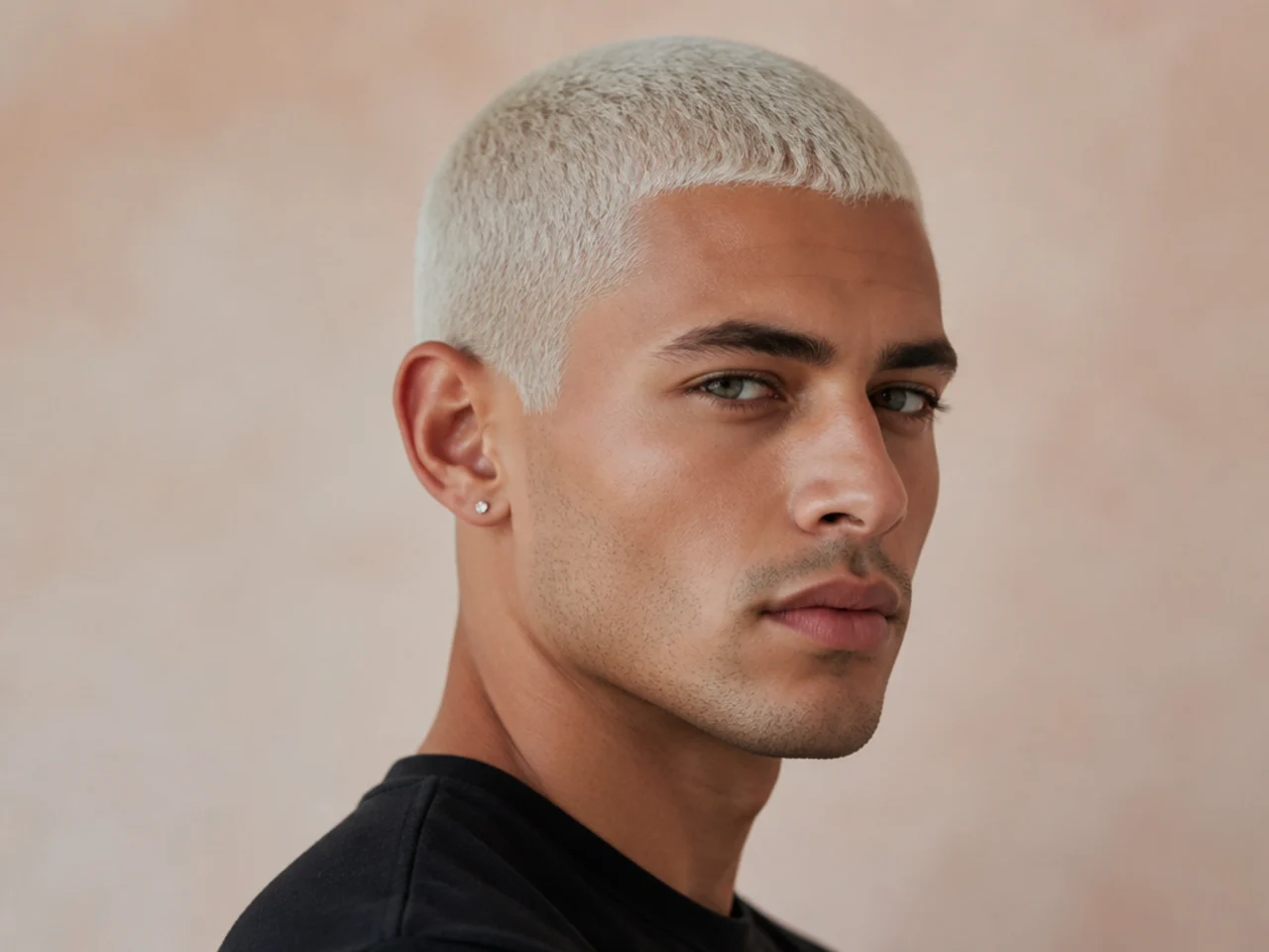 15 Short Blonde Haircuts for Men