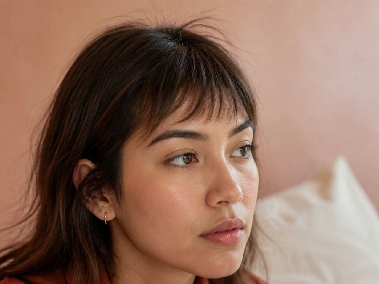A fine fringe with short stubby regrowth standing up