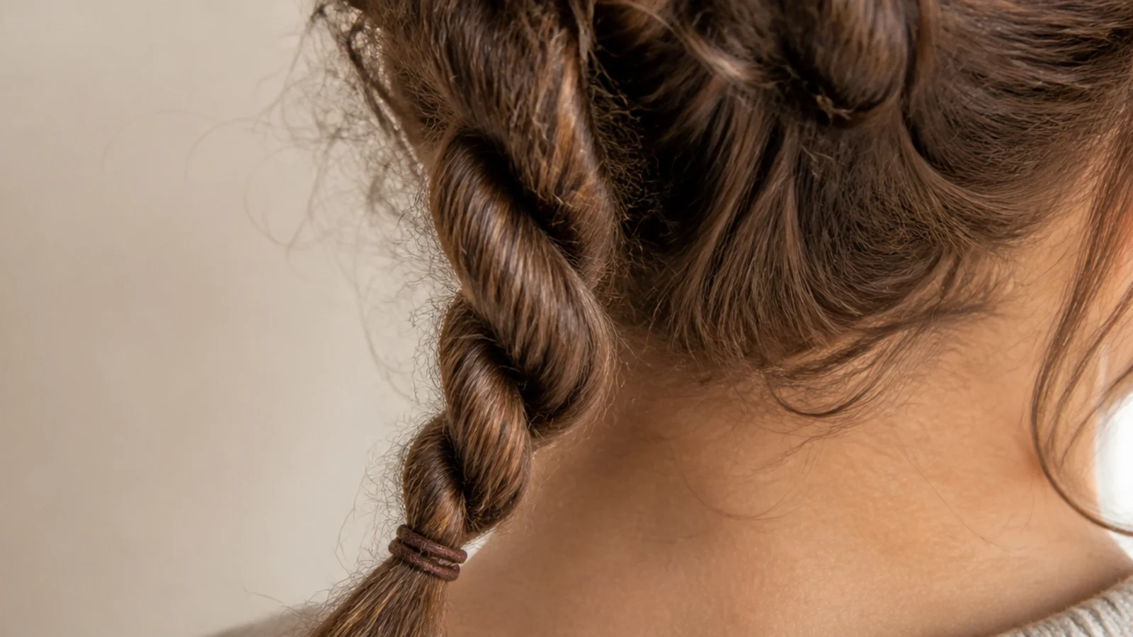 Two twisted sections wound together into a rope braid