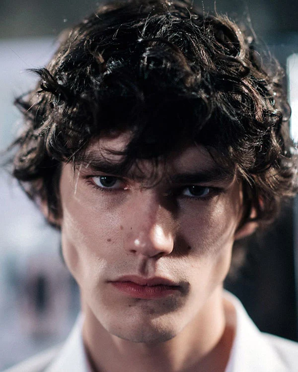 Medium Shaggy Hair