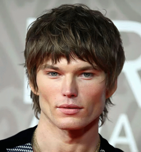 Textured Shaggy Hair