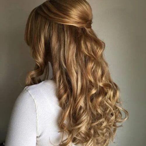 Short Bouffant Half-Up